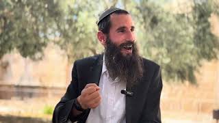 חגי הנביא אומר דברים מפורשים, איך אפשר לסלף אותם?! | הרב אלישע וולפסון  (ישיבת הר הבית) - התמונה מוצגת ישירות מתוך אתר האינטרנט יוטיוב. זכויות היוצרים בתמונה שייכות ליוצרה. קישור קרדיט למקור התוכן נמצא בתוך דף הסרטון