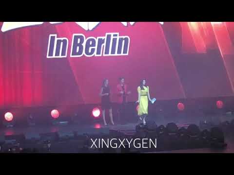 180915 Somi dancing to Very Very Very @ Music Bank in Berlin