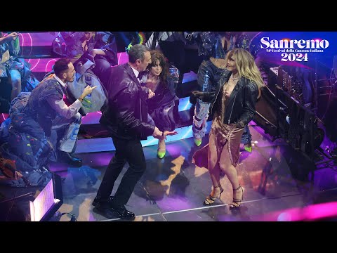 Sanremo 2024 - Il medley di Lorella Cuccarini