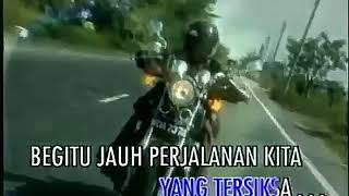 Download lagu TRAGEDI ANTARA KUALA LUMPUR PENANG hits POPPY MERCURY mp3