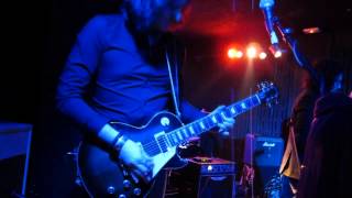 Concierto de CABLES CRUZADOS en HEARTBREAK