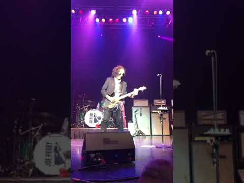 Joe Perry & Friends: Let The Music Do The Talking (guitar solo), Boston 2018-04-18