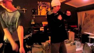 BROTHERS COOKING TO LIL B RYAN SEACREST *VERY EMOTIONAL* *GIRLS MUST WATCH*