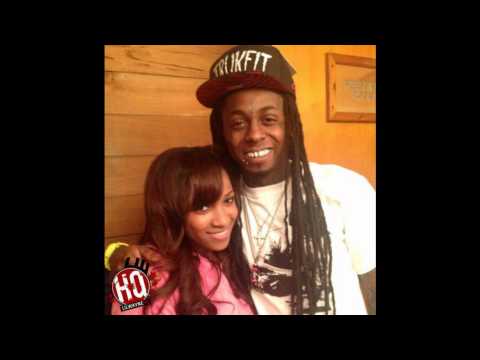 Lil Wayne -- Turn On The Lights (Remix) [Full/Dirty] Lyrics