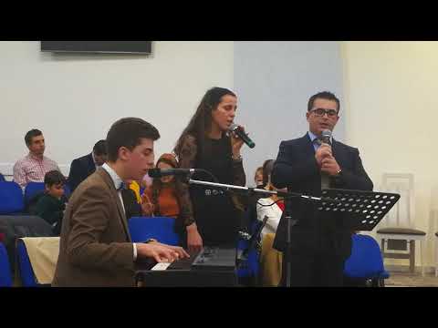 Dar eu si casa mea vom sluji Domnului.......fam Sav