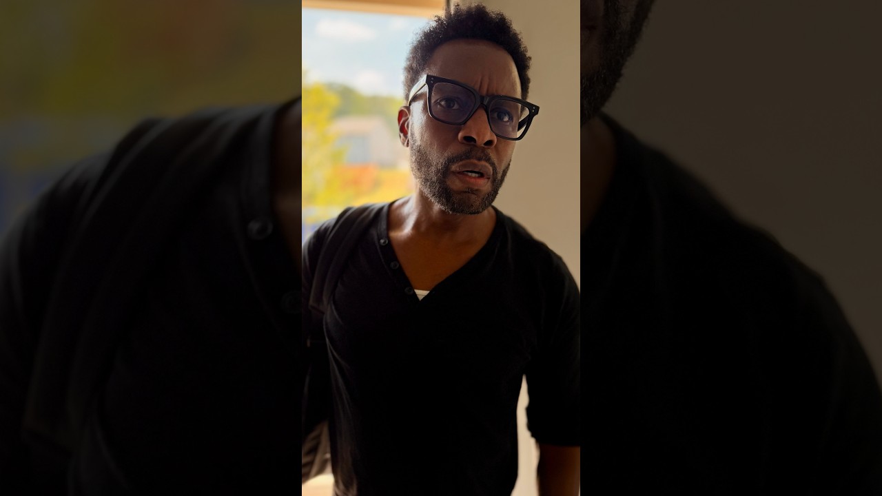 When Kendrick goes to his mom’s house and sees the craziest thing!