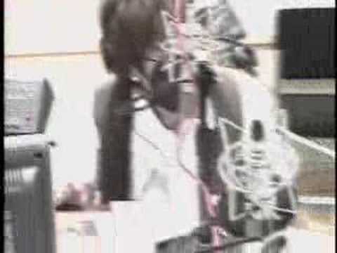 Sukira 2006.08.21 - Yesung taking care of Donghae