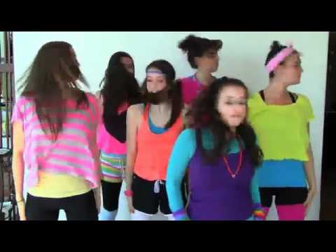 CIMORELLI - Call me maybe (Lyrics on screen)