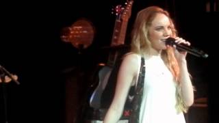 Danielle Bradbery- Born to Fly 7/21/14