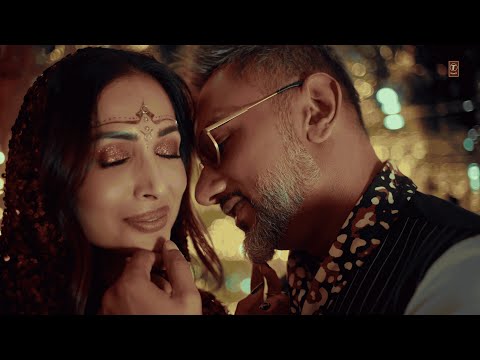 Chingam Kha Ke Lete Rahe Chumma (4k Video) Ragini Vishwakarma ft. Yo Yo Honey Singh, Malaika Arora