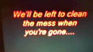 Running out of time - Simple Plan (LYRICS)