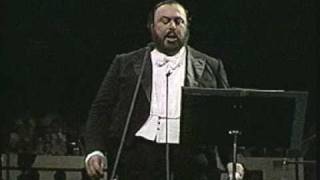Luciano Pavarotti. 1987. la mia canzone al vento. Madison Square Garden. New York