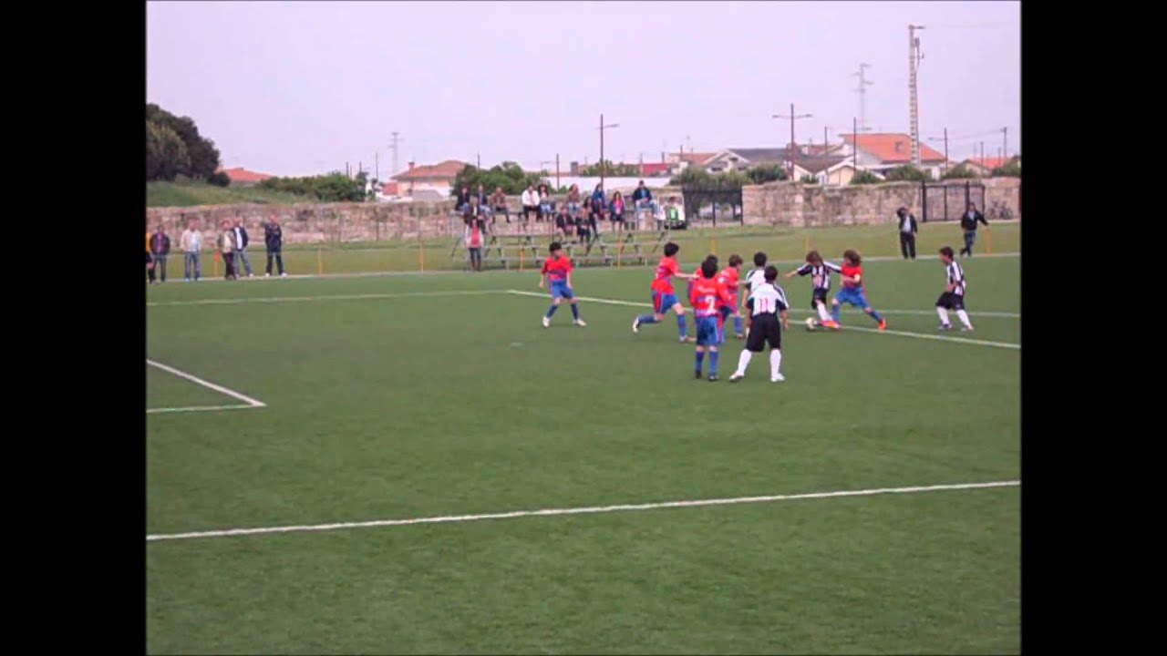 VARZIM SC 3 x NOGUEIRENSE 1 (Apuramento Campeão 2010/2011 - Benjamins)