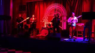 Treasure - Musette And Drums (Cocteau Twins Cover) Lima - Peru