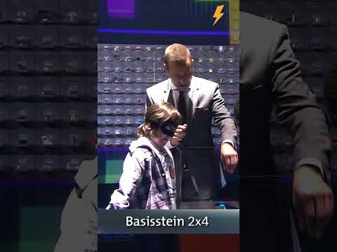 Noah (9) erkennt Legosteine am Klang!