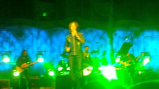 Mick Hucknall , Hamburg; Let me down easy