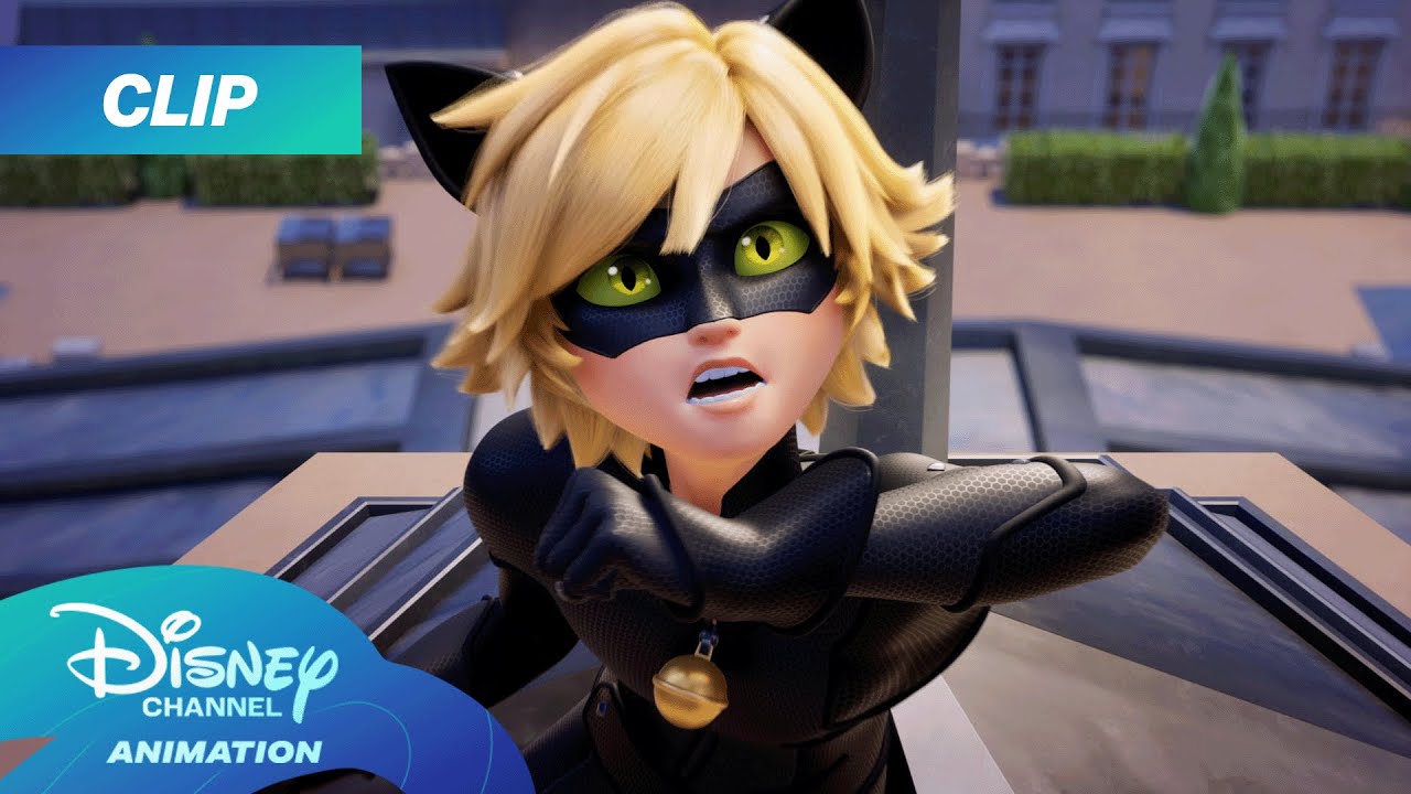 Ladybug & Cat Noir vs. a Larger-Than-Life Villain! | Miraculous Ladybug |@disneychannelanimation ​