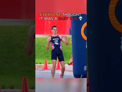 THEY WERE UNSTOPPABLE..UNTIL THIS HAPPENED😱#triathlon #brotherhood #rio2016 #olympics #sportmanship