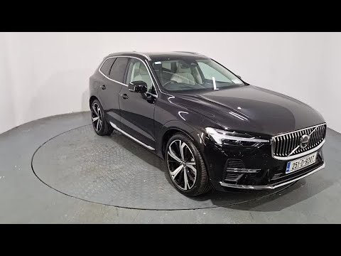 Volvo XC60 T6 PHEV Ultra Bright AWD - Image 2