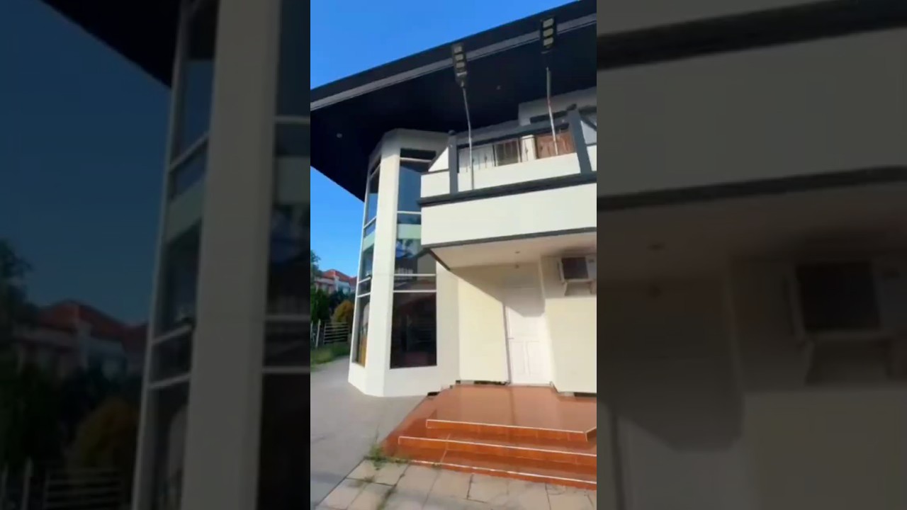 Dijual Rumah Pojok Bagus Murah 2 Lantai di Villa Sentra Raya Citraland