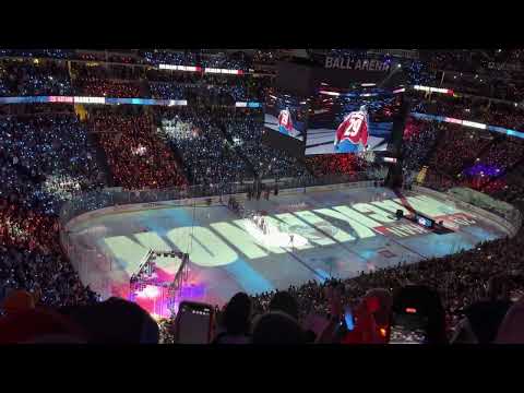 Avalanche raises The Championship banner