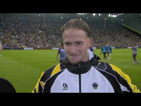 Büttner geniet van Vitesse tijdens Airborne-zege: "Niet normaal, met geen woorden te beschrijven