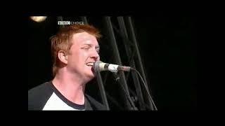 Queens of the Stone Age - Avon Feat  Dave Grohl Glastonbury 2002