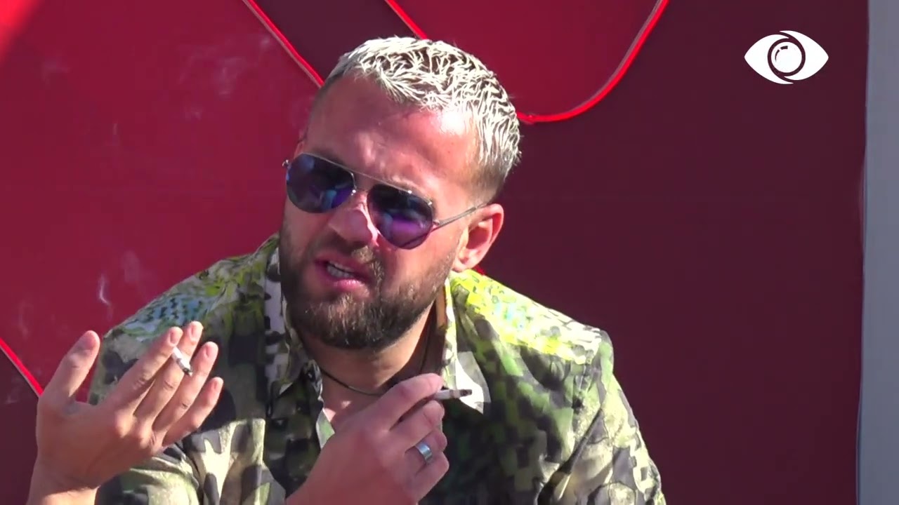 “A e pe çfarë manipuluesi është Maestro?”, Luizi dhe Bjordi bisedojnë