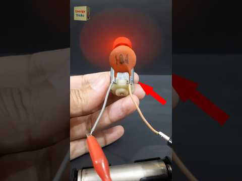 How a Capacitor Reduces Motor Noise | Experiment with Capacitor and DC Motor #shorts