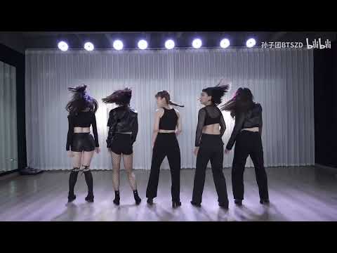 grandson Troupe the CRAZY 4minute Super Classic repertoire performed by the school is indispensable