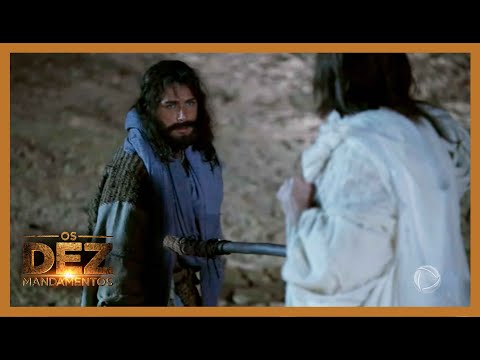 Arão recebe a ajuda divina no deserto | OS DEZ MANDAMENTOS