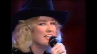 Tanya Tucker - If Your Heart Ain&#39;t Busy Tonight (Live - 1992)