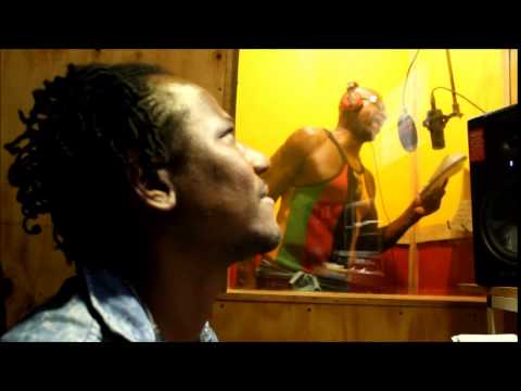 Eeka Mouse voicing  Anarexol  dub   For wayne Lonesome