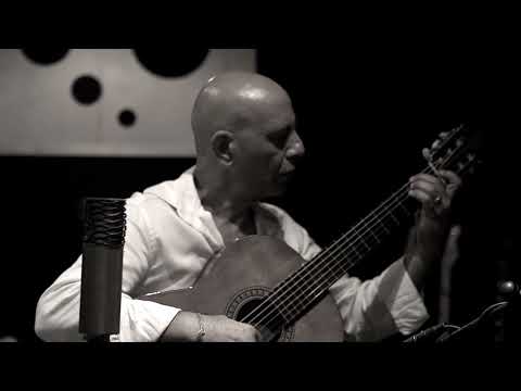 Yaron Hasson plays בת תימן Bat Teiman