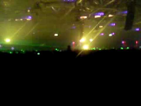 AVB playing - Delerium vs. Gareth Emery - This Is Silence at Trance Energy