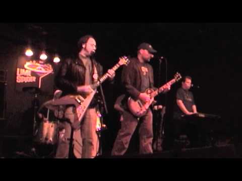 The Againsters - Rockaway Beach (live)