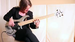Video thumbnail for Dingwall NG3 DarkGlass 10th Anniversary Live Demo - BassFreaks.net by Bass Freaks SPRL