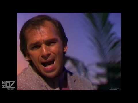 Jo Jo Zep - Walk On By (1982)