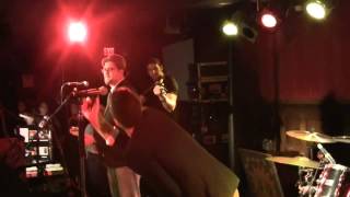 The Badlees LIVE at Gullifty's.