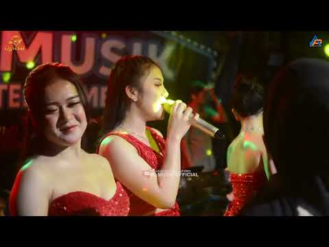 BASAH BASAH - SAHLA AYU BL MUSIK IN SURALAYA MERAK