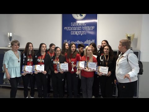 Handbalistele de la Traian Vuia s-au întors cu bronz de la Olimpiada Națională a Sportului Școlar
