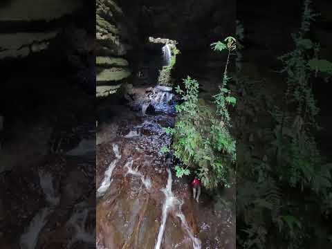 DJI Neo entrando a la Gruta en San Juanito Meta #djineo #colombia