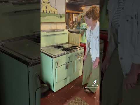 Stoves in the 1950s Slayed!