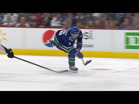 Brock Boeser finishes Elias Pettersson's insane bank-pass setup