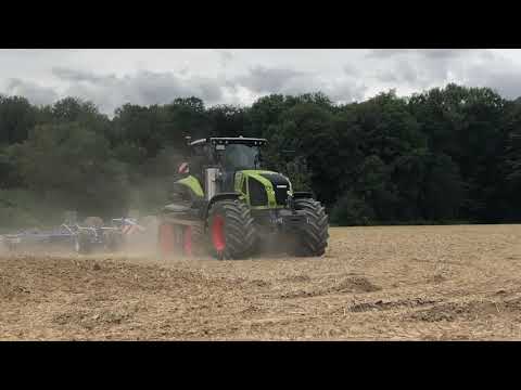 Claas Axion 960 Terra Trac heavy pull with Köckerling Vector 8m cultivator