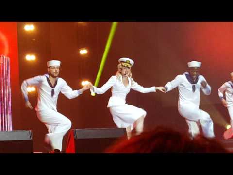 Tvoje tvář má známý hlas - O2 arena - Anna Fialová