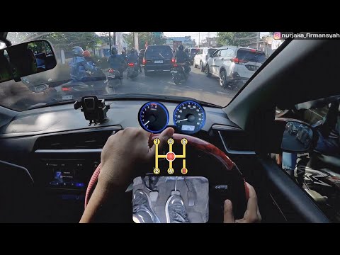 Dense and Congested Traffic ‼️ Tutorial on driving a manual car on congested and congested roads ...