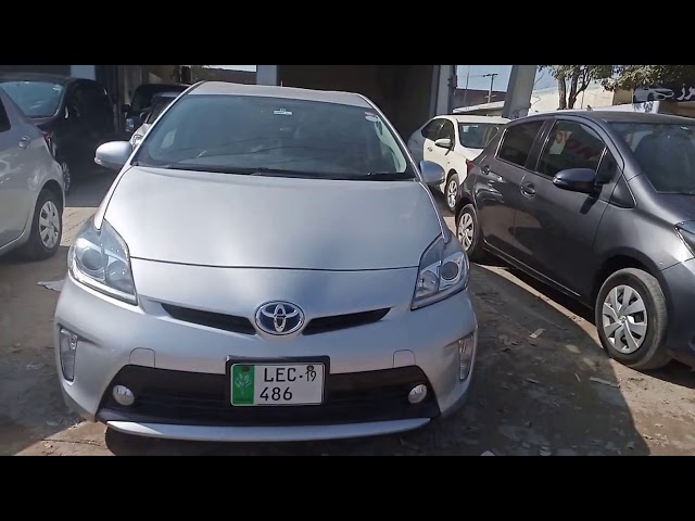 Toyota Prius S LED Edition 1.8 2015 Video
