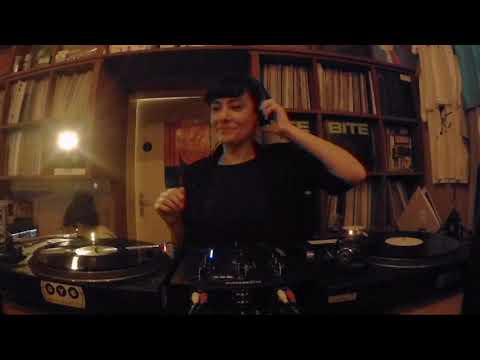 Sabine Hoffmann RTS.FM Berlin: Frauengedeck at OYE Records 13.11.18