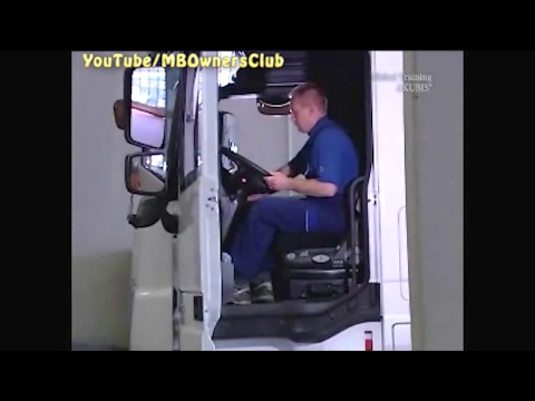 How to Test and Recharge Weak Batteries with a Battery Tester for Mercedes-Benz Trucks